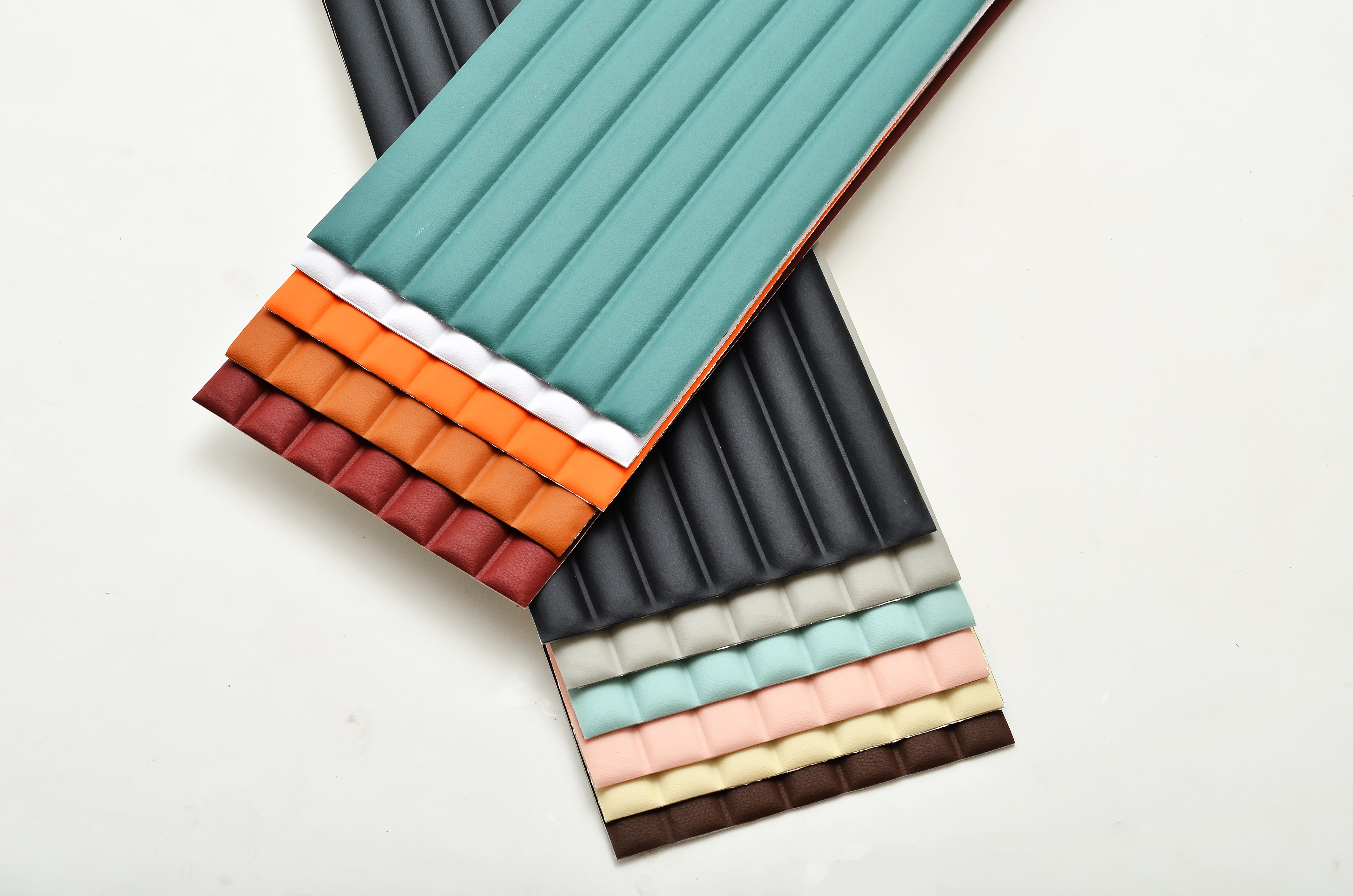 Hoptech - Wallpaper Sticker Foam Motif Garis Bahan Kulit Ukuran 76cm x 23cm A46