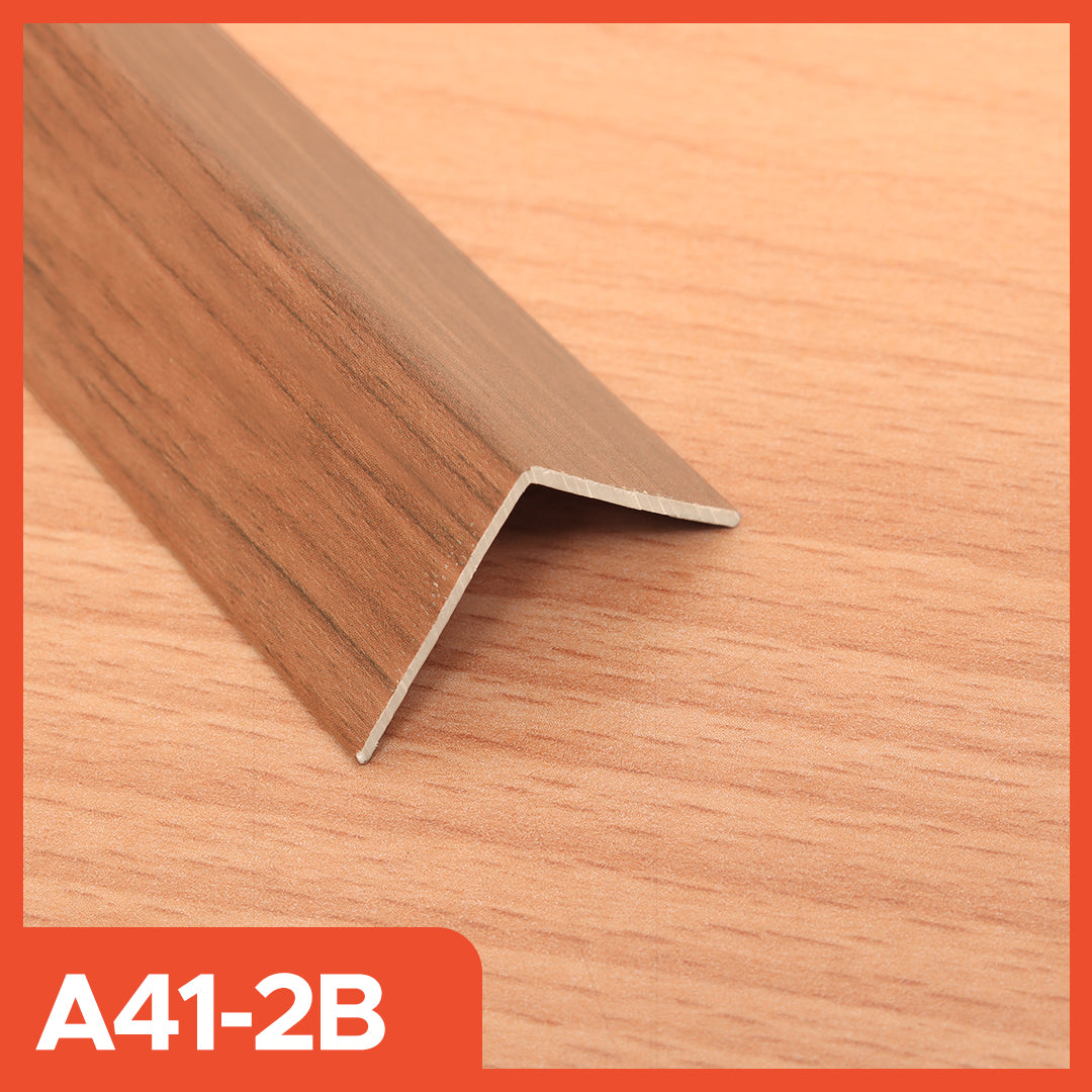 WPC Wallpanel Corner List / WPC Cover List Per Bar Waterproof Wall Panel 2.9 Meters
