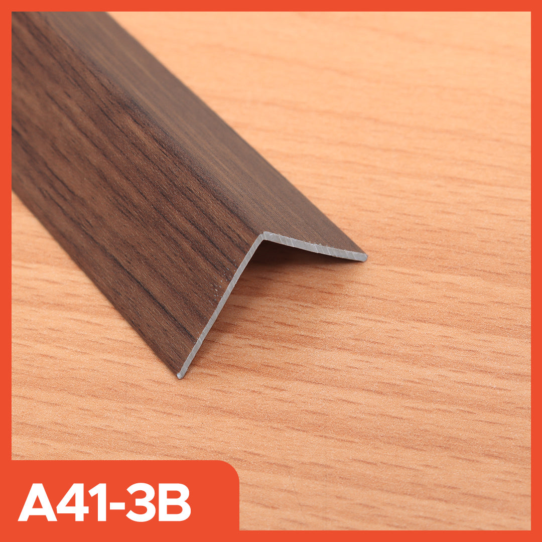 WPC Wallpanel Corner List / WPC Cover List Per Bar Waterproof Wall Panel 2.9 Meters