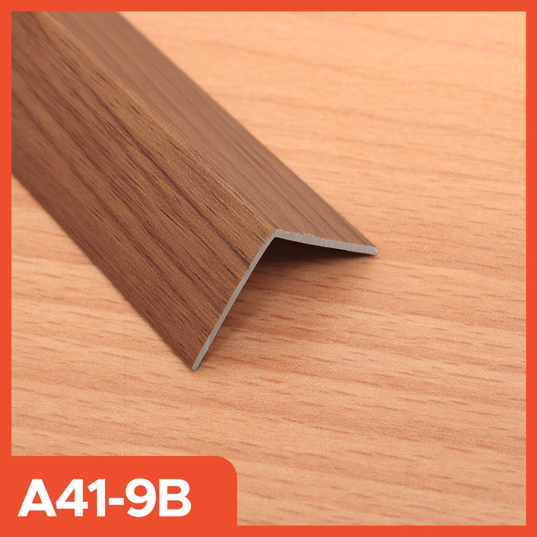 WPC Wallpanel Corner List / WPC Cover List Per Bar Waterproof Wall Panel 2.9 Meters