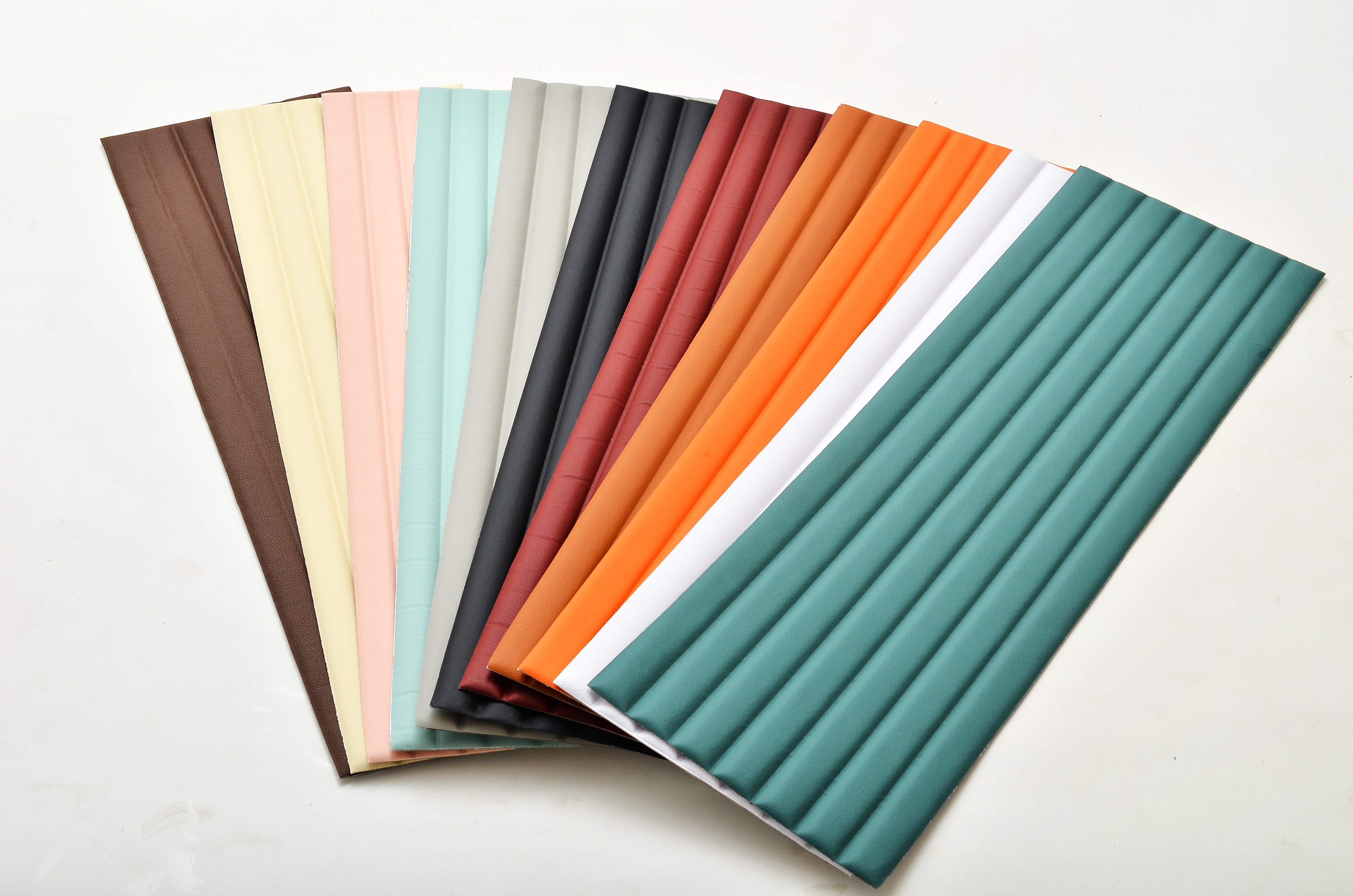 Hoptech - Wallpaper Sticker Foam Motif Garis Bahan Kulit Ukuran 76cm x 23cm A46